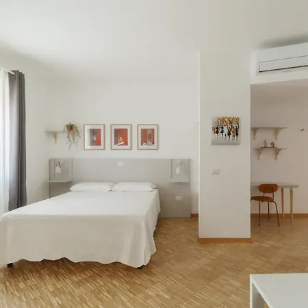 Apartmanhotel Degli Aranci - Caseta 4*