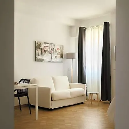 Degli Aranci - Caseta Aparthotel 4*