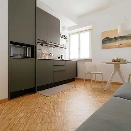Degli Aranci - Caseta Aparthotel